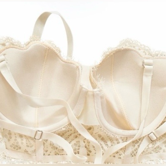 VICTORIA’S SECRET‎ Women’s Lace Bustier Corset Bra Ivory Scalloped Floral 36C - Picture 5 of 11